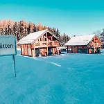 Pur Natur! Wandern Und Skifahren - Trahuetti Premium * Trahutten